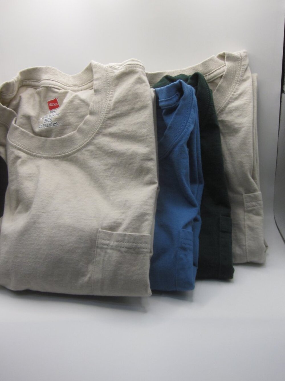 Men's Tagless T-Shirts 2XL with Pockets Hanes